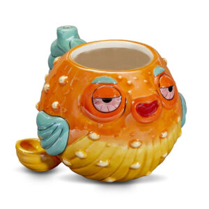 82573 stonedpufferfishmugpipe 1.jpg
